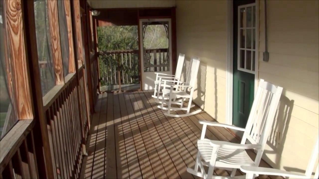 Cliff View Inn Covington Exterior photo